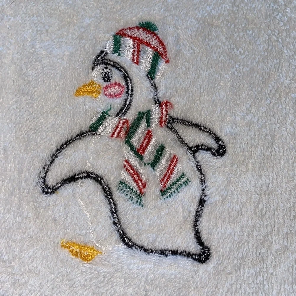 PENGUIN CHRISTMAS embroidered hand towel fingertip towel fringe edges NEW